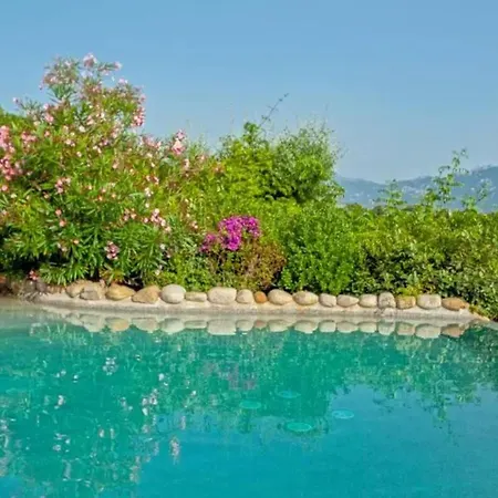 Charmante Maison De A Avec Piscine