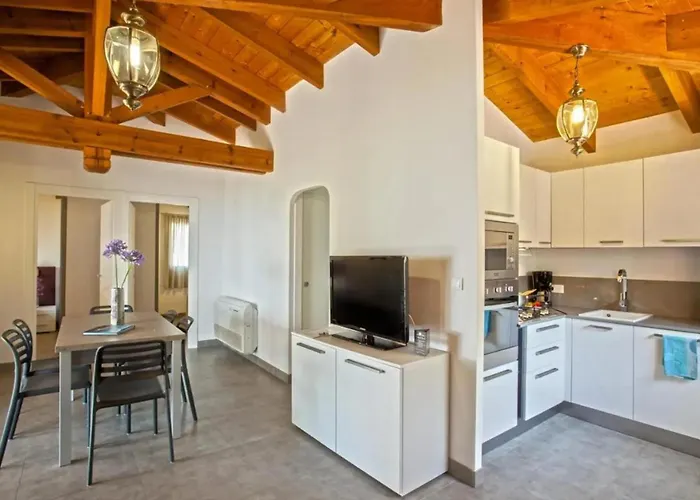 Charmante Maison De A Avec Piscine Prázdninový dům