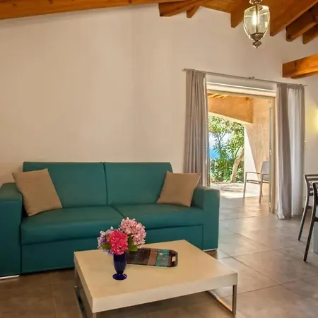 Charmante Maison De A Avec Piscine Olmeto (Corsica)