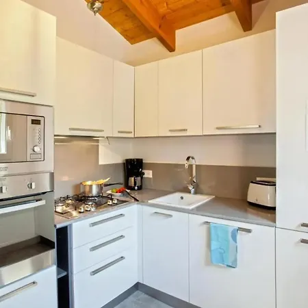 Charmante Maison De A Avec Piscine 別荘 *