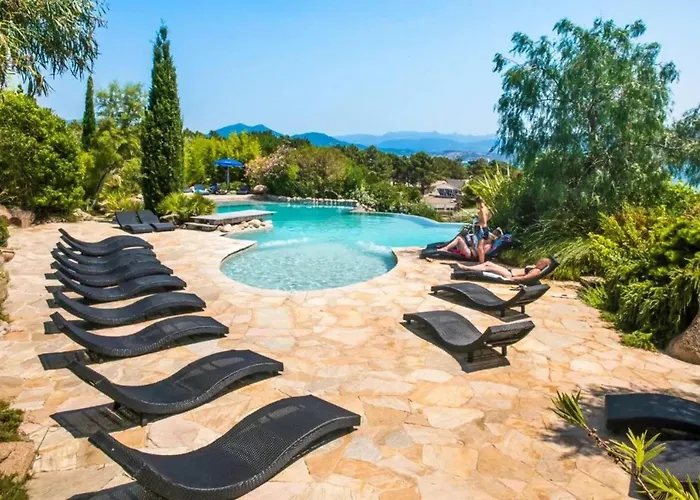 Charmante Maison De A Avec Piscine *