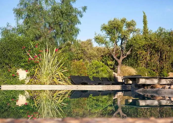 Charmante Maison De A Avec Piscine Feriehus