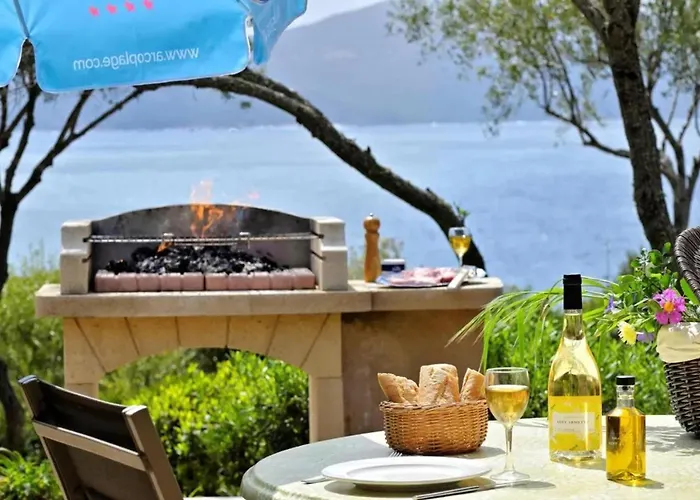 Charmante Maison De A Avec Piscine *